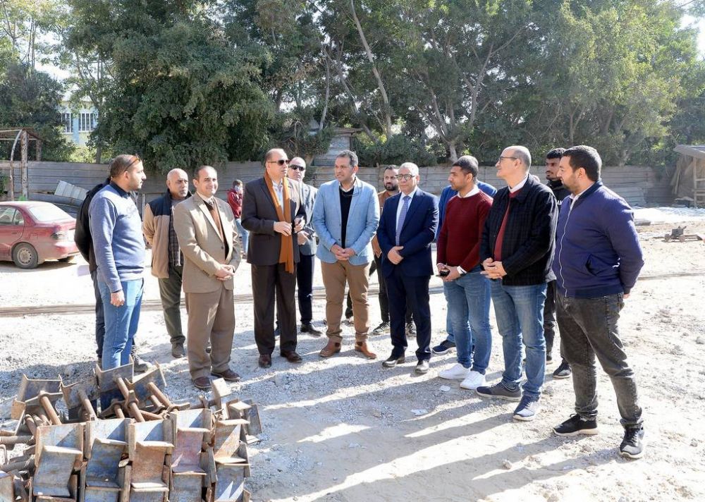 رئيس جامعة المنصورة يتابع ميدانيًا الموقف التنفيذي للمشروعات الإنشائية بالجامعة