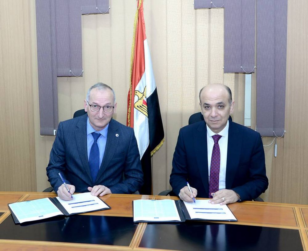 رئيس جامعة المنصورة يستقبل وفد جامعة «سينوب» التركية