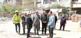 Le président de l’Université de Mansoura suit sur le terrain l’avancement des nouveaux projets.