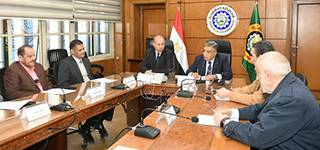 Mansoura University President Participates in the First Meeting of the Board of Trustees of the Dakahlia Public Library, Chaired by the Governor of Dakahlia